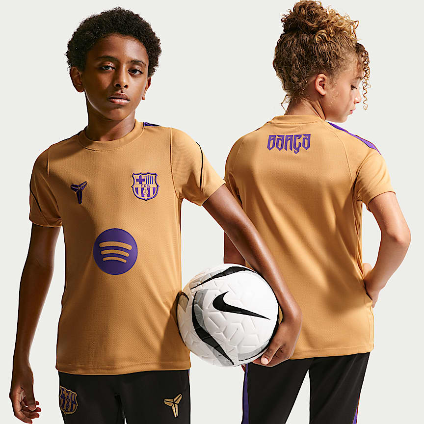 F.C. Barcelona 2026/27 Stadium Home Older Kids' Nike Dri-FIT